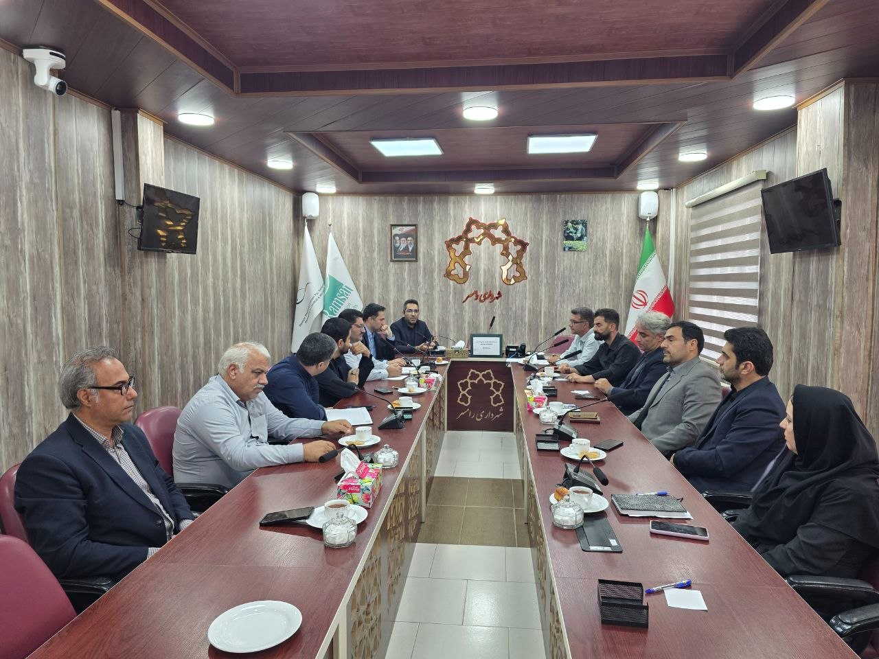 جلسه هم اندیشی ستاد بازآفرینی شهری در شهرداری رامسر با حضور معاونت دکتر گرگانی و مدیران مربوطه برگزار شد.